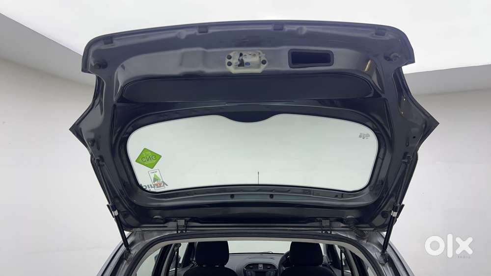 Tata Tiago 1.2 Revotron Xm Cng, 2023, Cng & Hybrids