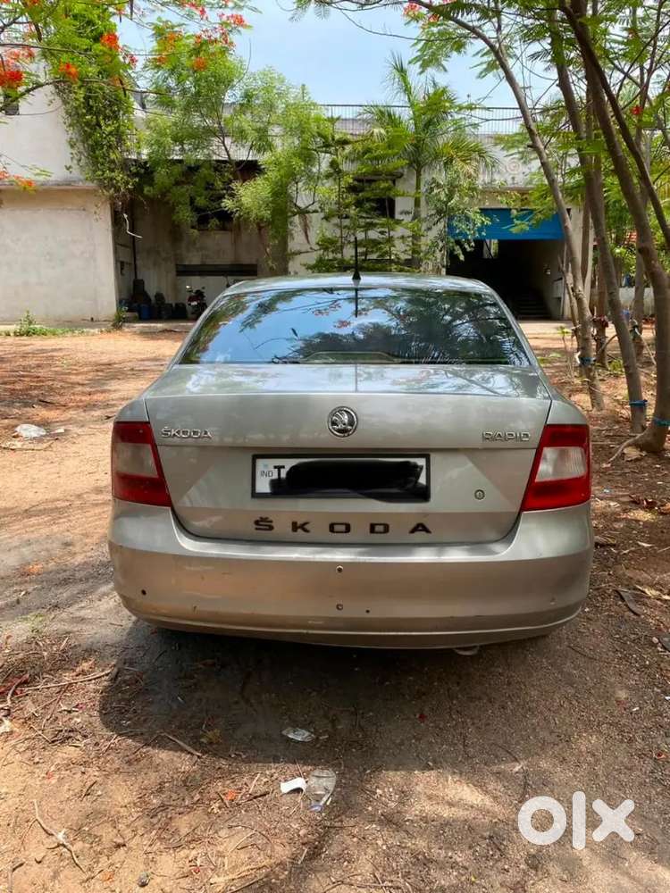 Skoda Rapid 1.5 Elegance 2015 Plus