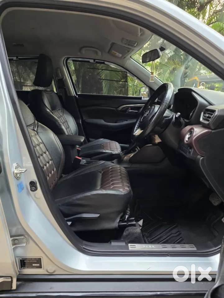 Maruti Suzuki Grand Vitara 1.5 Delta Smart Hybrid At, 2023, Petrol