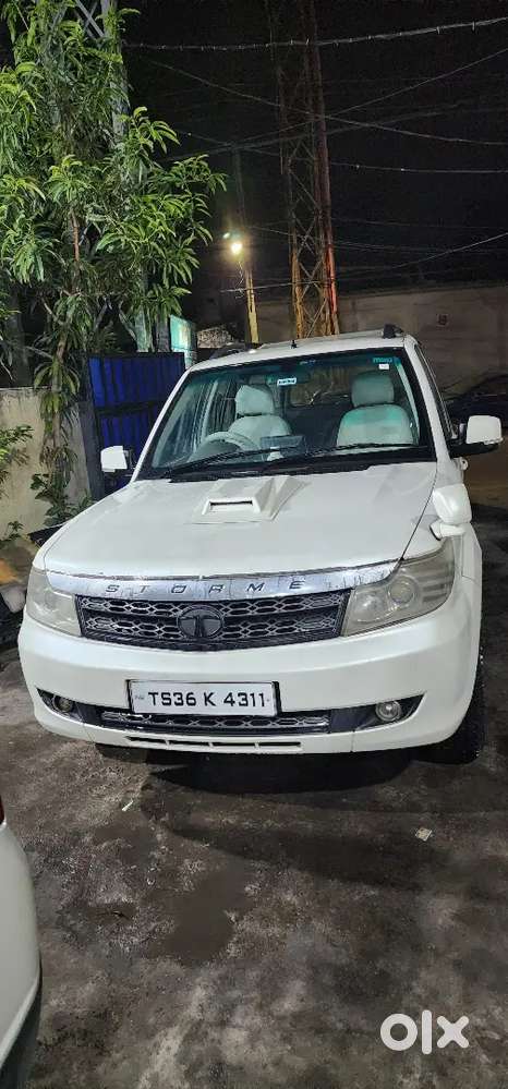 Tata Safari Storme 2015 Diesel With Excellent Condition