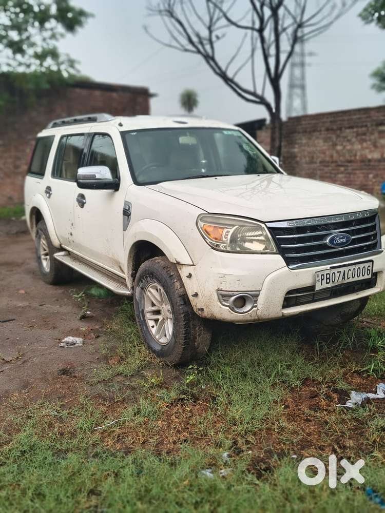 Ford Endeavour Diesel 2013
