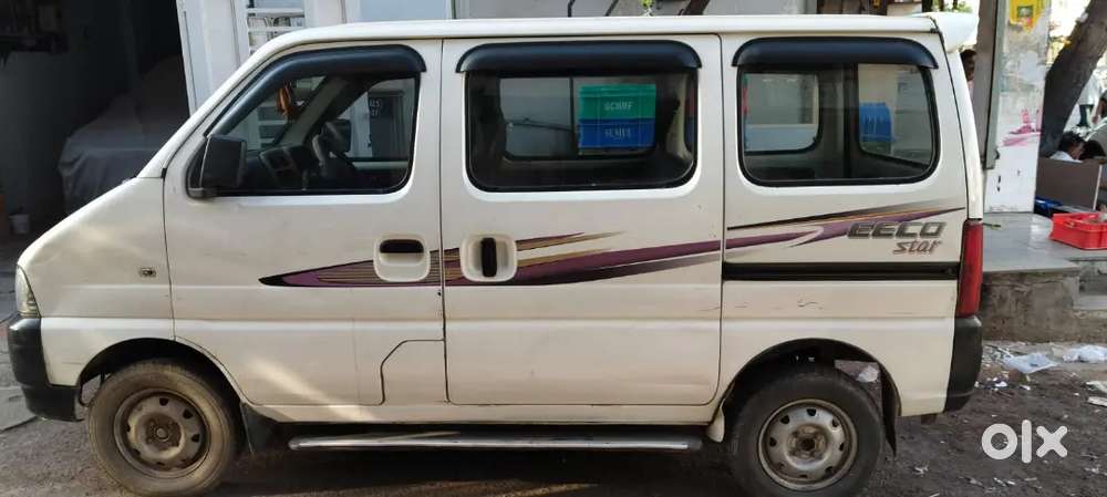 Maruti Suzuki Eeco 2016