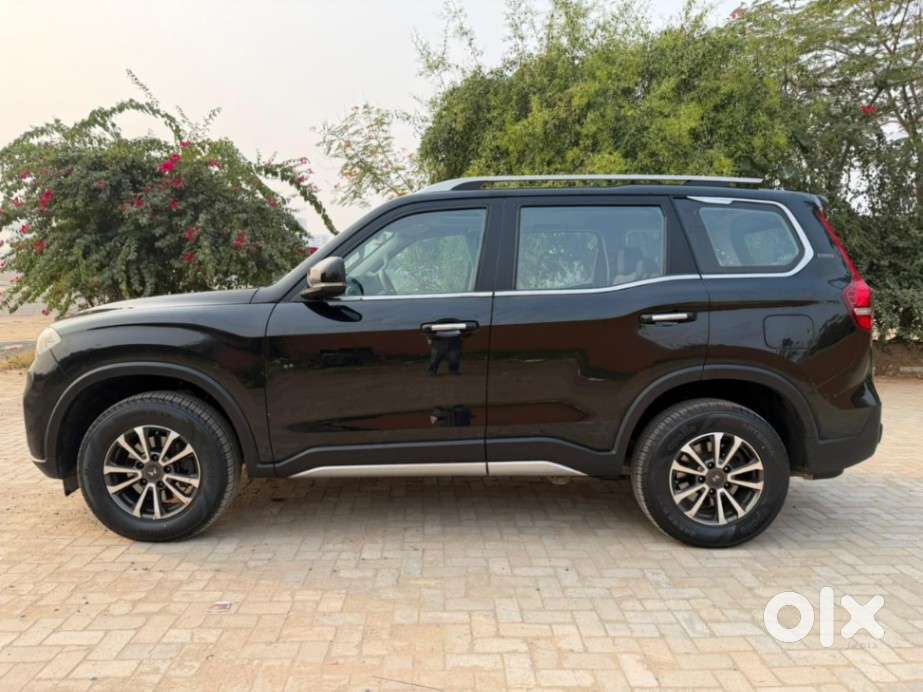 Mahindra Scorpio N Z8 Diesel At 4wd 7 Str, 2024, Diesel