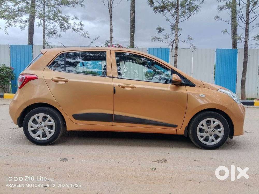 Hyundai Grand I10 Sportz, 2017, Petrol