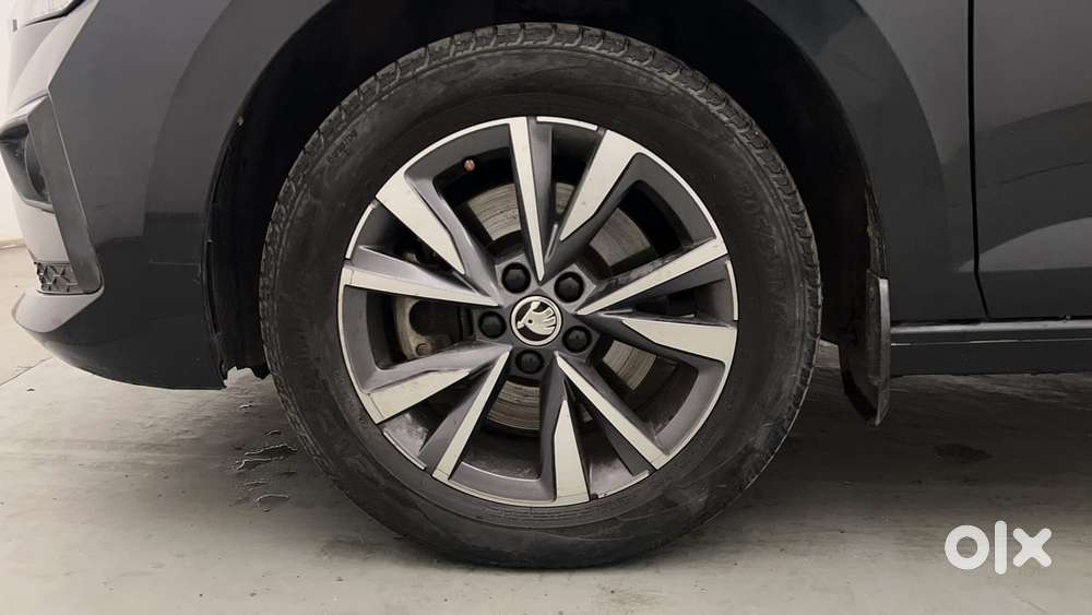 Skoda Slavia Style 1.5l Tsi Dsg, 2022, Petrol