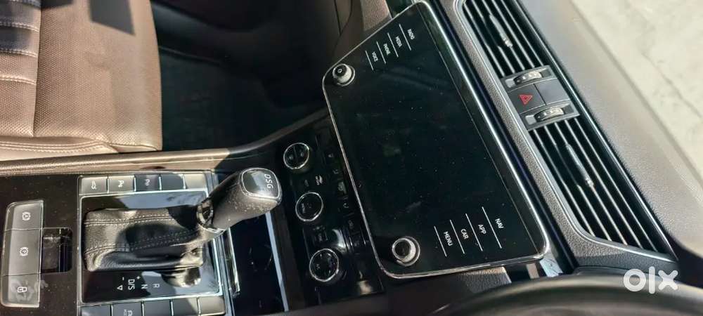 Skoda Superb 2.0 Tsi 2019. Company Maintained