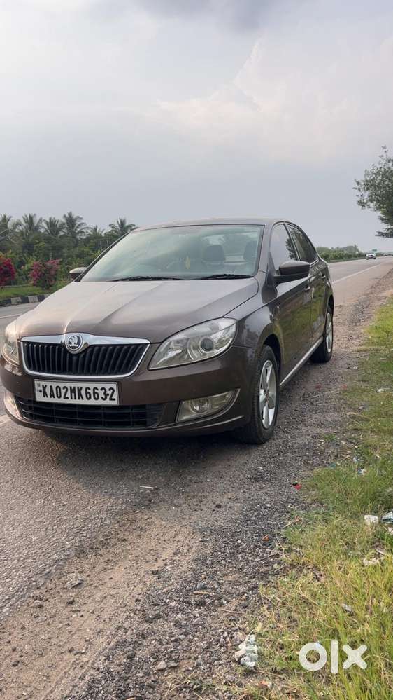 Skoda Rapid [ ] 1.5 Elegance Plus Tdi At, 2015, Diesel