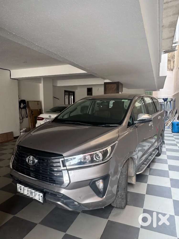 Toyota Innova Crysta 2023 Diesel At