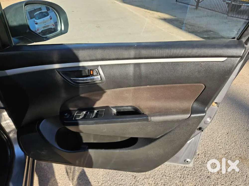 Maruti Suzuki Swift Vxi 2017