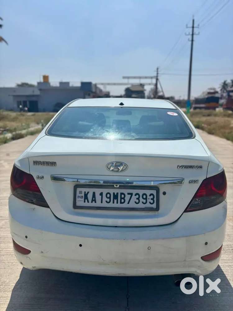 Hyundai Verna 2011 Diesel 150000 Km Driven