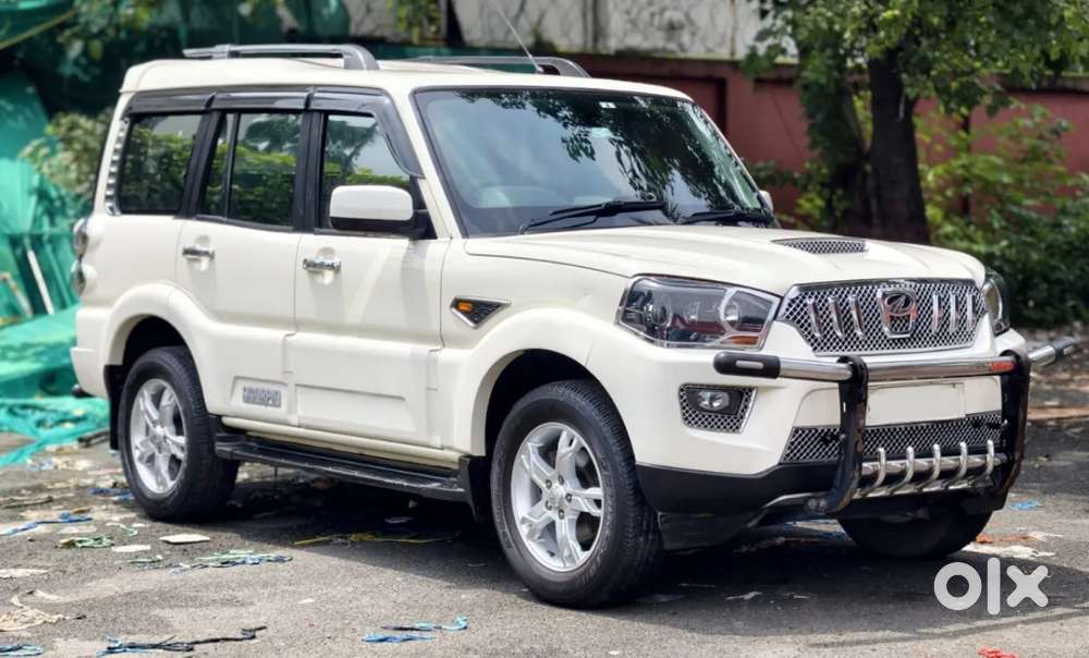 Mahindra Scorpio S10, 2016, Diesel