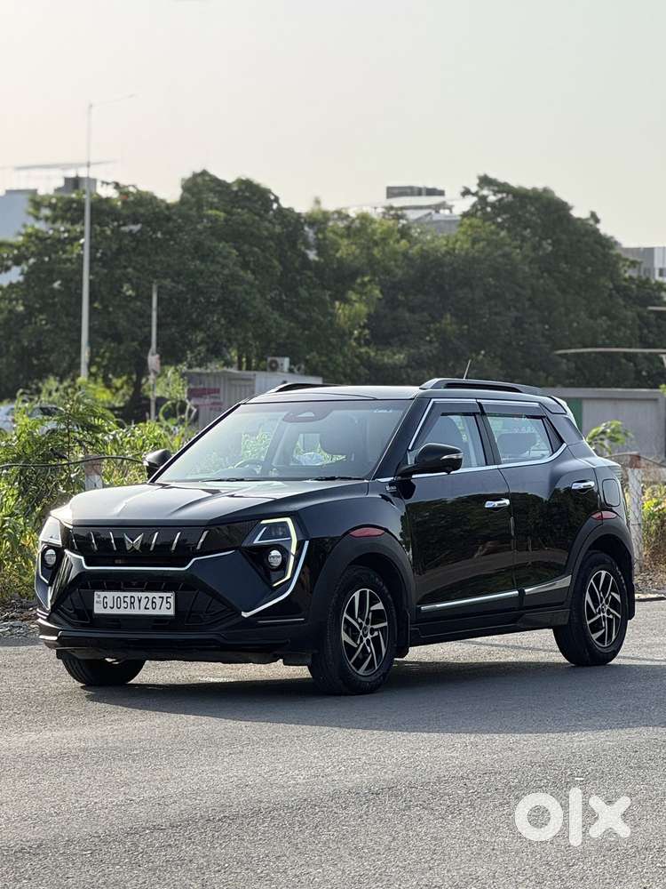 Mahindra Xuv 3xo Ax5l 1.2 Petrol At, 2024, Petrol