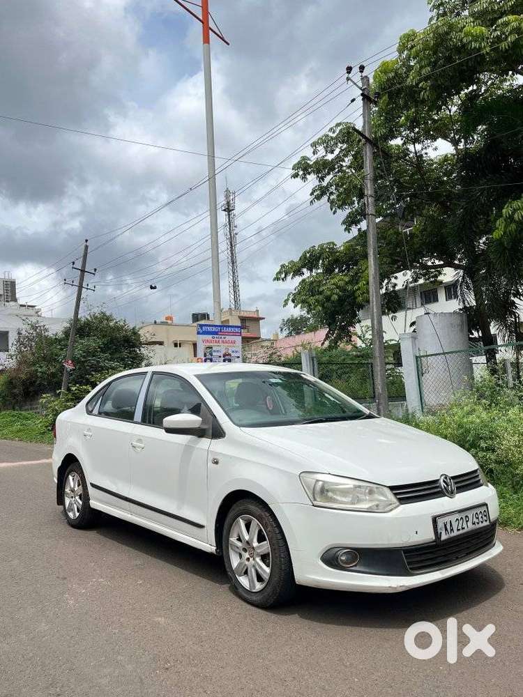 Volkswagen Vento 2010-2013 Petrol Highline, 2012, Petrol