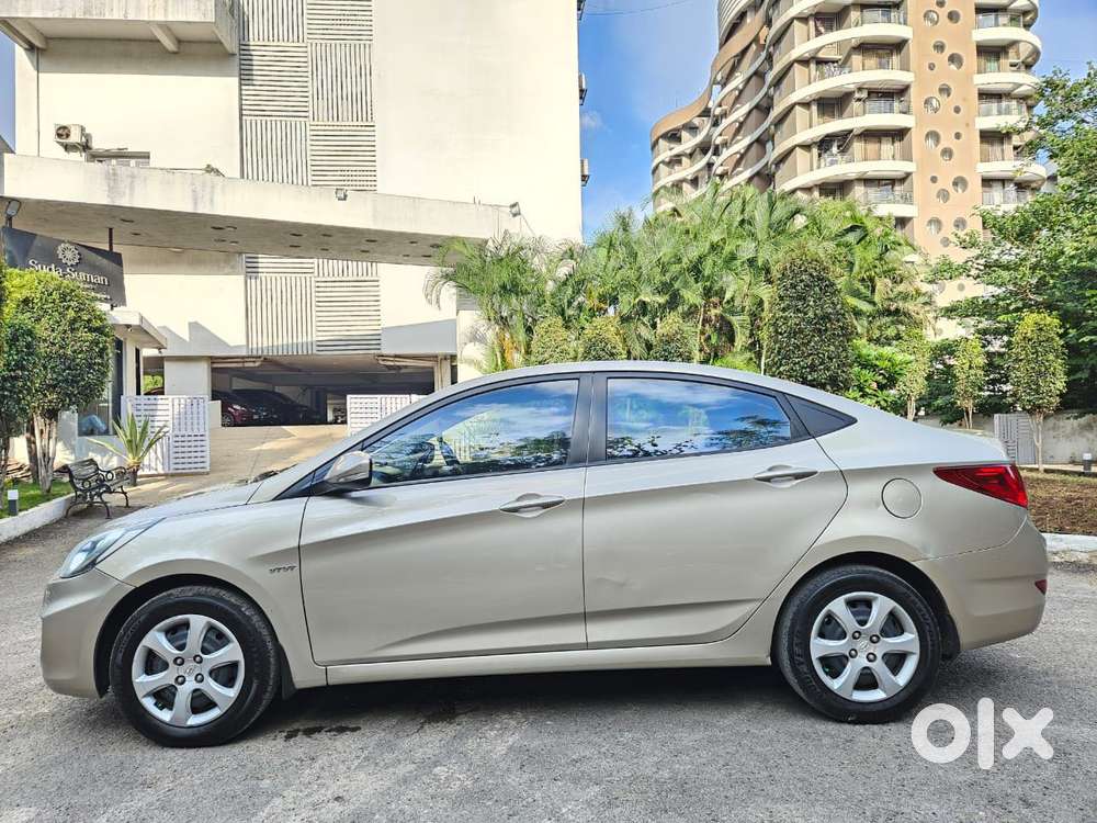 Hyundai Verna 1.6 Ex Vtvt, 2012, Petrol