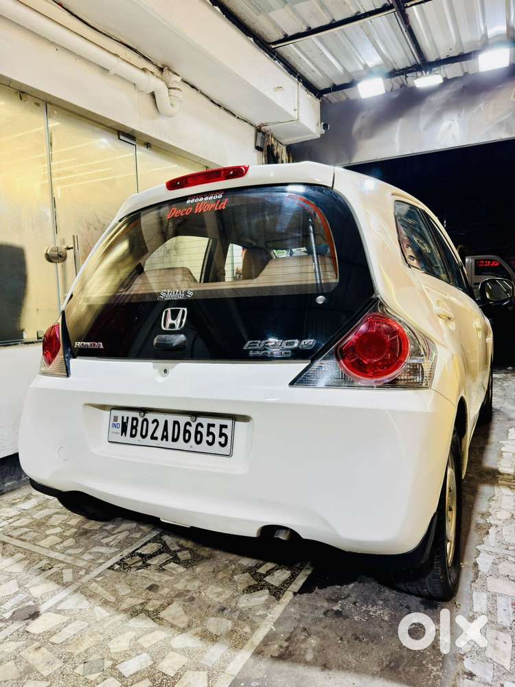 Honda Brio V Mt, 2013, Petrol