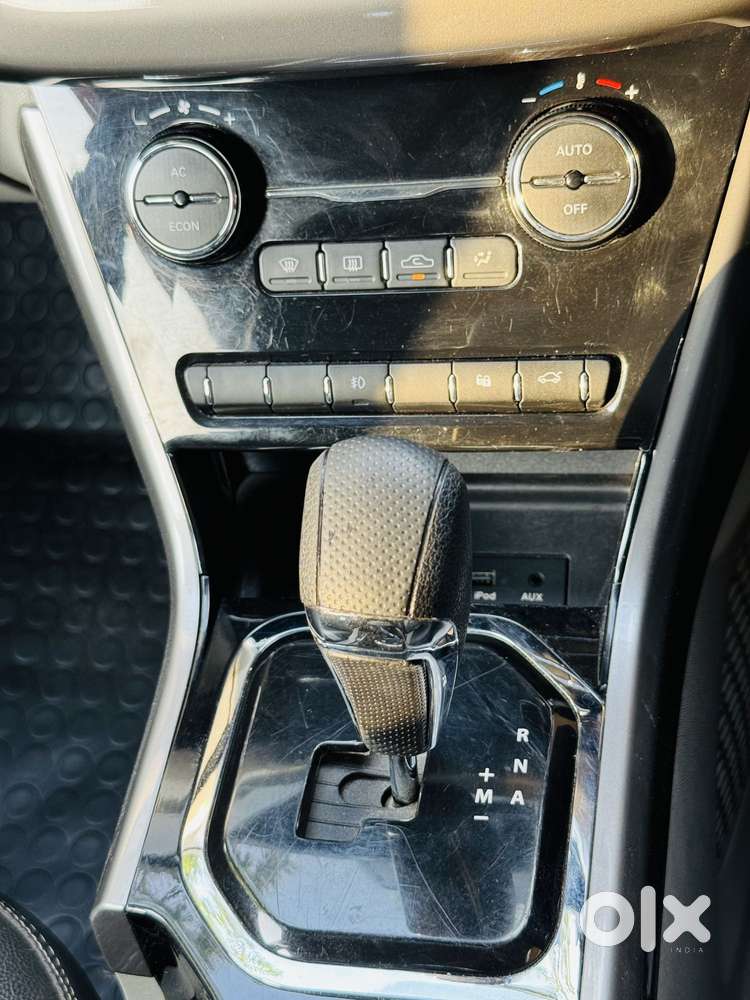 Tata Nexon Amt Xza Plus, 2019, Petrol