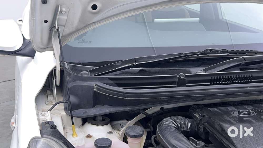 Hyundai Aura [2023-ongoing] 1.2 S Petrol Manual, 2022, Petrol