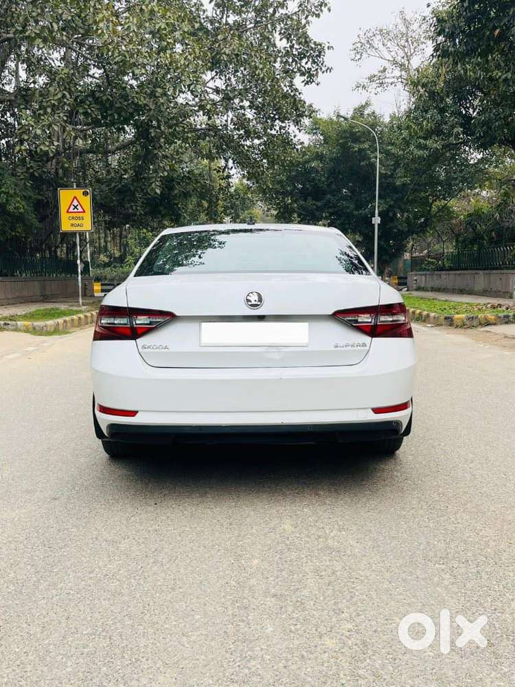 Skoda Superb L&k 2.0 Tdi At, 2019, Diesel