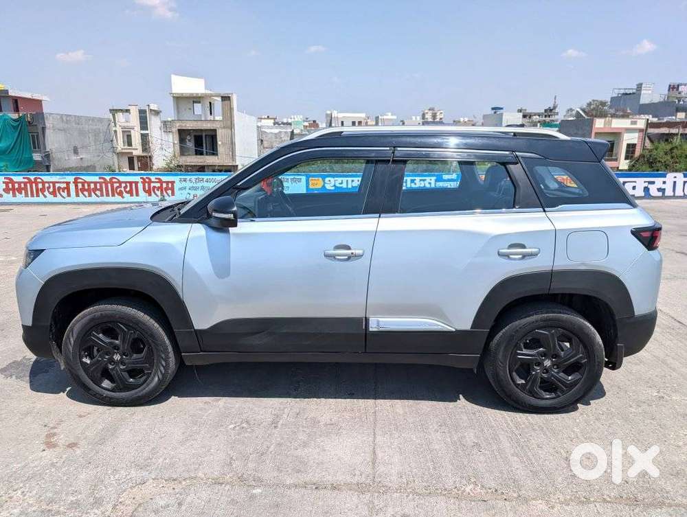 Maruti Suzuki Brezza 1.5 Zxi Smart Hybrid, 2023, Petrol
