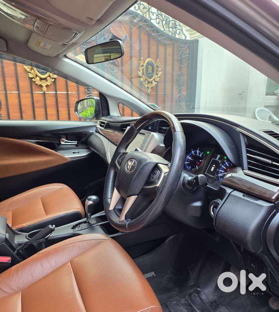 Toyota Innova Crysta 2.8 Gx Automatic 8 Str, 2019, Petrol