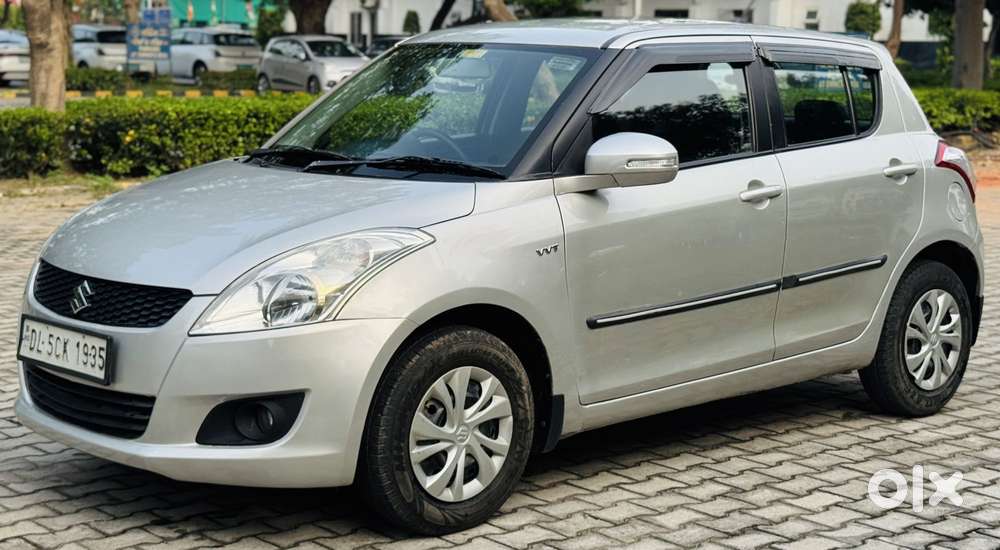 Maruti Suzuki Swift Vxi 1.2 Abs Bs-iv, 2012, Cng & Hybrids