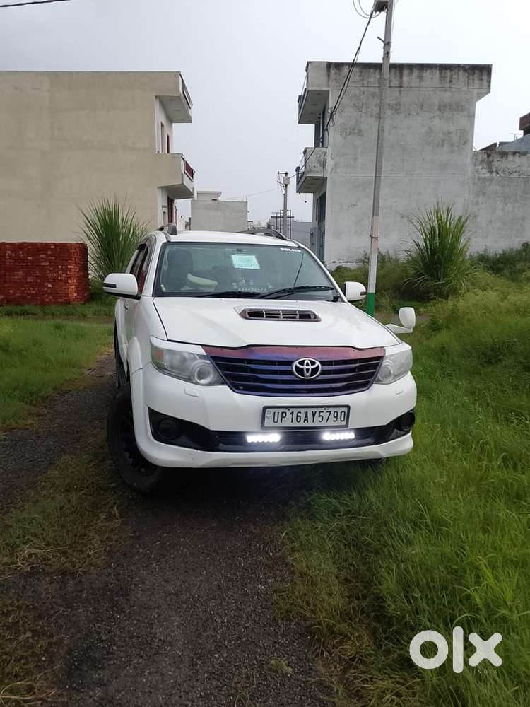 Toyota Fortuner 2015 Diesel Well Maintained