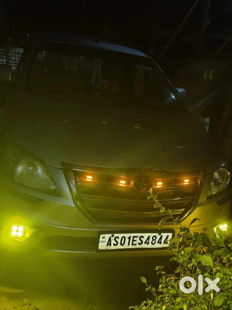 Toyota Innova 2013
