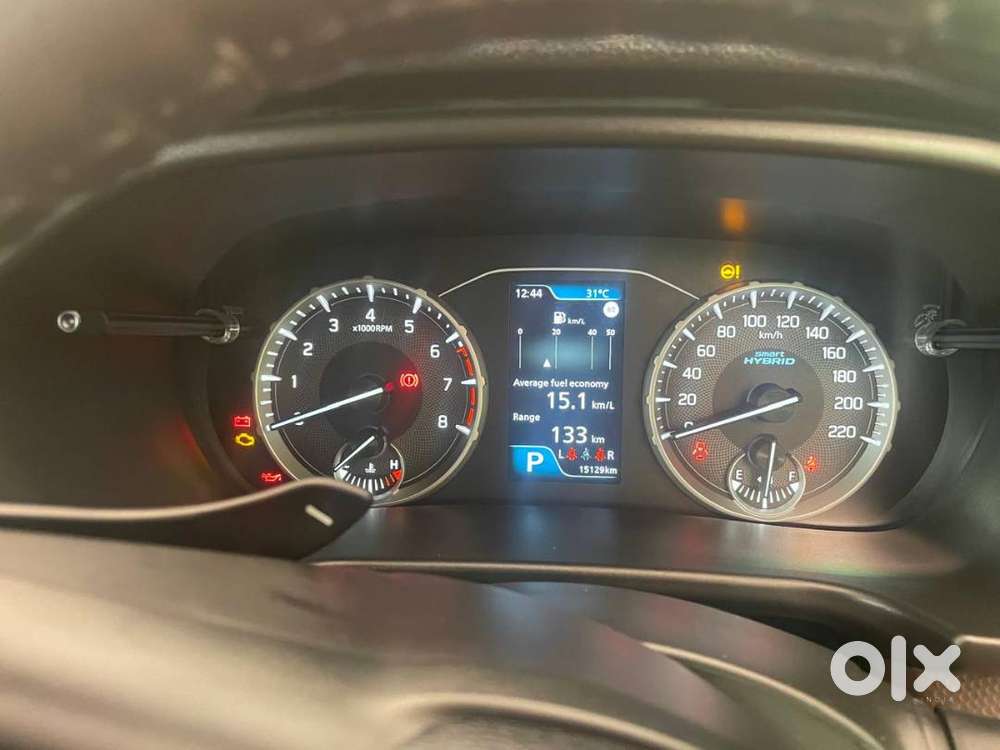 2024 Maruti Brezza At