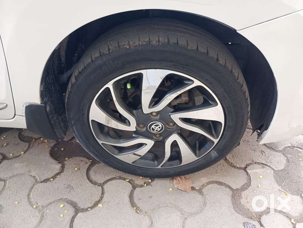 Toyota Glanza V, 2021, Petrol
