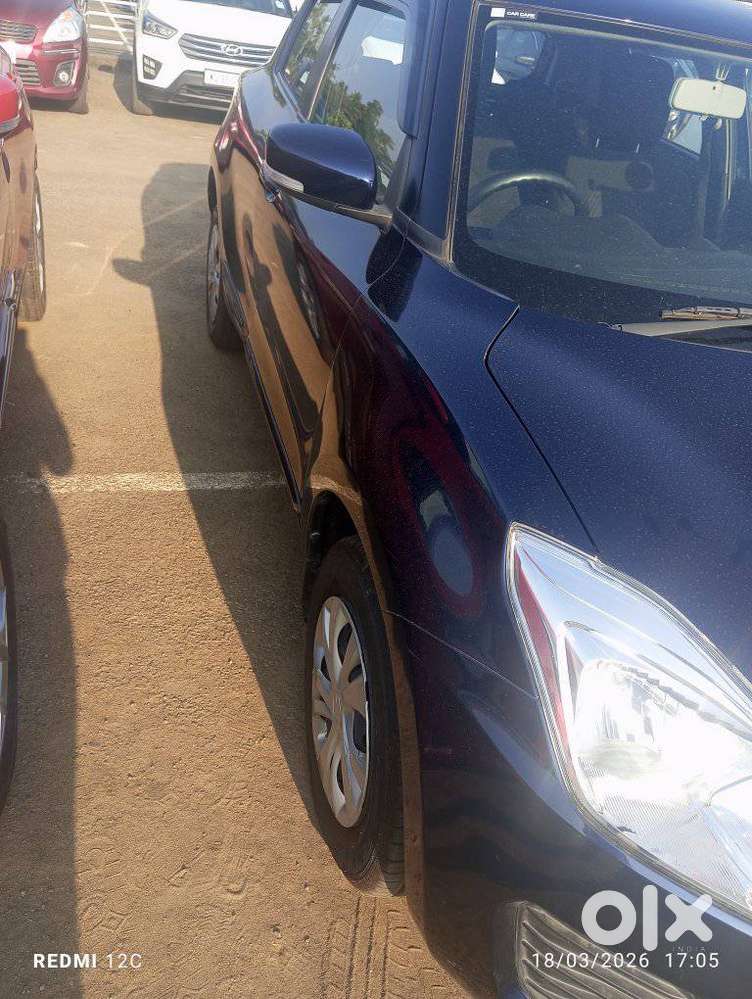 Maruti Suzuki Swift Vxi + Manual, 2023, Petrol