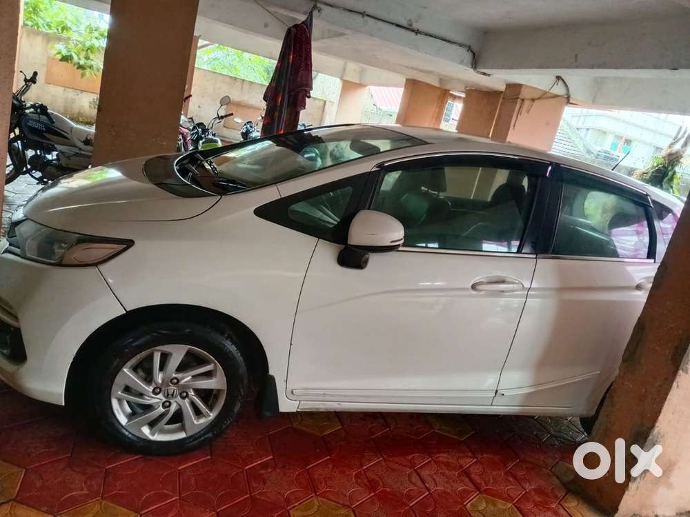 Honda Jazz 2017 Diesel Well Maintained