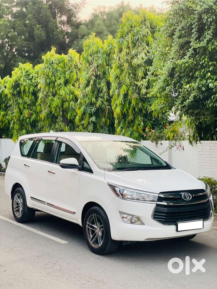 Toyota Innova Crysta [2020-ongoing] 2.4 Gx At 7 Str, 2020, Diesel