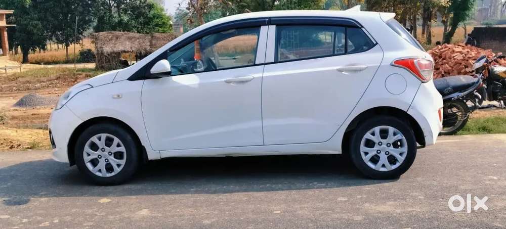 Hyundai Grand I10 2016 Diesel 133915 Km Driven