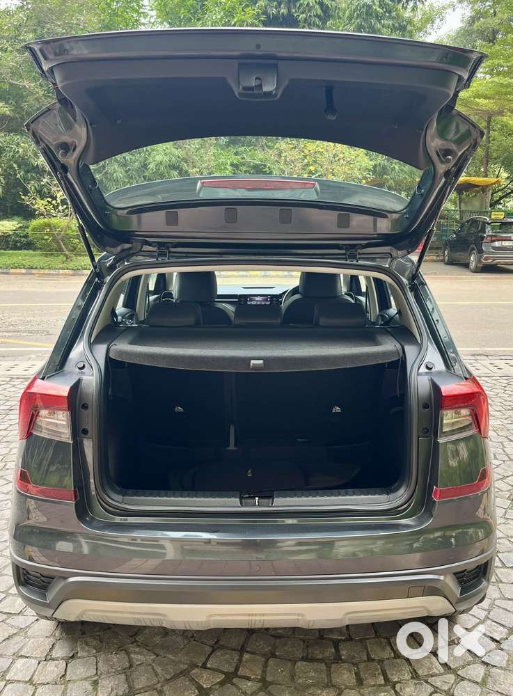Skoda Kushaq 1.0 Tsi Style, 2023, Petrol