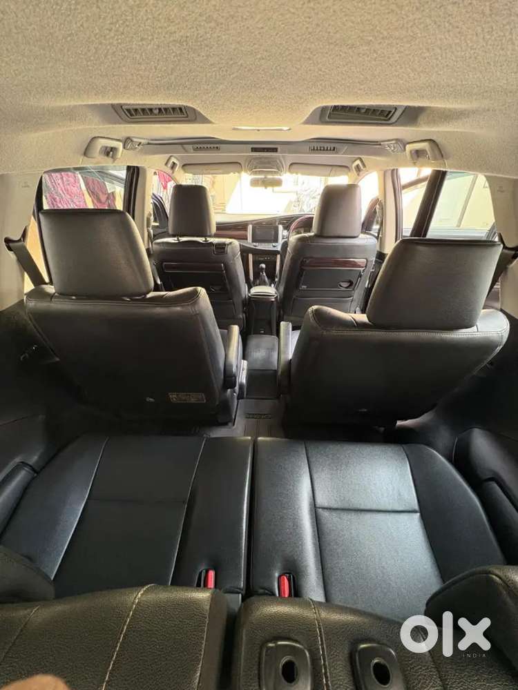 Toyota Innova Crysta 2019