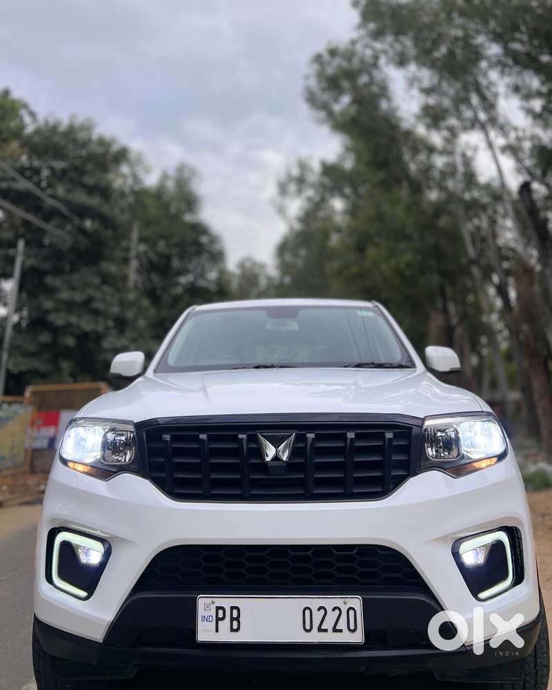 Mahindra Scorpio-n 2.2 Z2 Diesel Mt 7 Str, 2023, Diesel