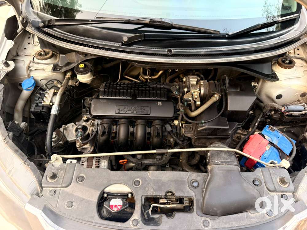 Honda Br-v I-vtec V Cvt, 2016, Petrol