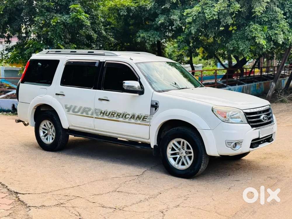 Ford Endeavour Diesel Limited 2012