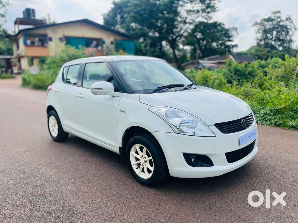Maruti Suzuki Swift Vxi Abs Bsiv, 2012, Petrol