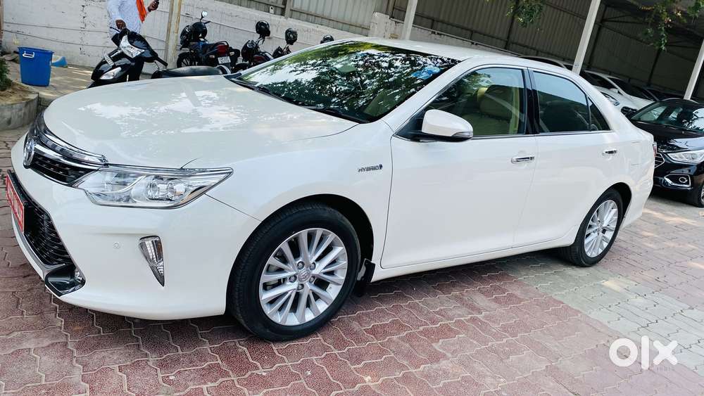 Toyota Camry Hybrid 2.5, 2017, Petrol