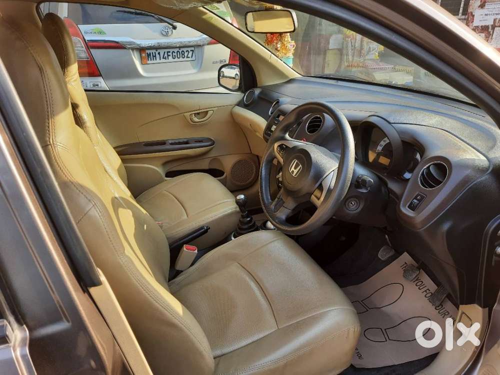 A Well-maintained, Less-driven Honda Brio S Mt(2013)