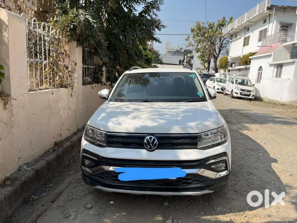 Vw Taigun Comfortline 1.0 Tsi 2023  31,500 Km  Premium Suv For Sale