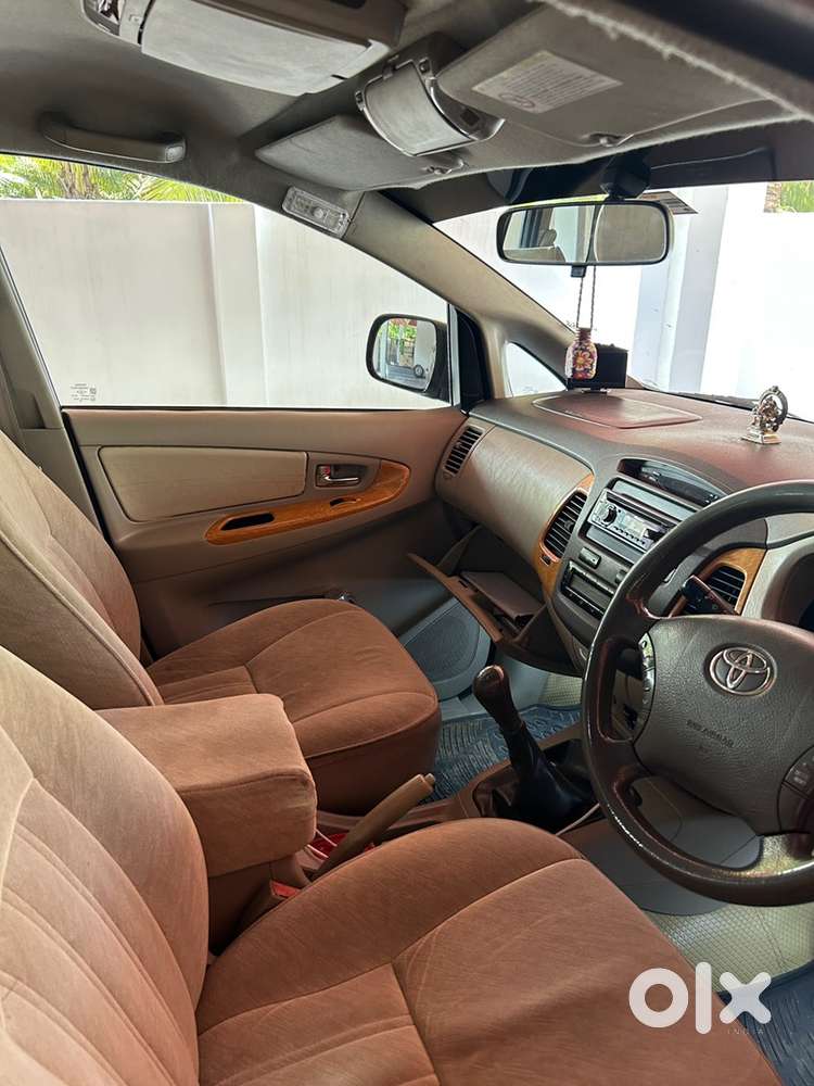 Toyota Innova Diesel 2009 Year