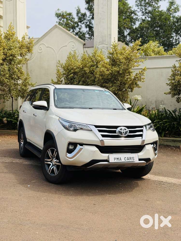 Toyota Fortuner [2021-ongoing] 2.8 2wd Diesel Mt, 2020, Diesel