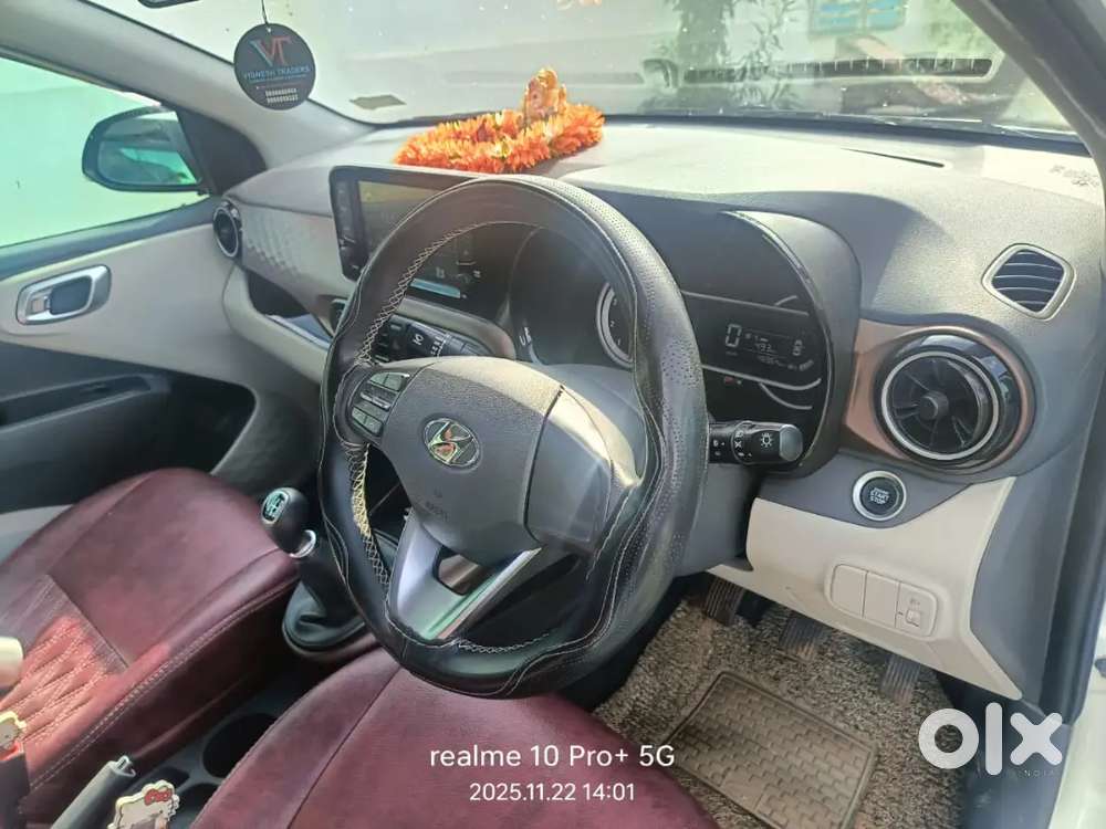 Hyundai Aura 2022 Dec 30 Top End Vehicle