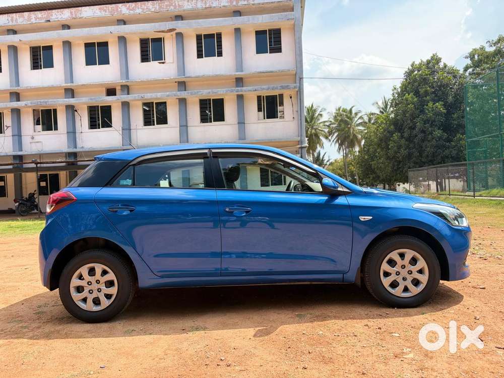 Hyundai I20 1.4 Magna At, 2017, Petrol