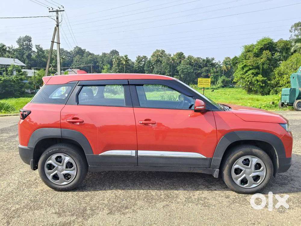 Maruti Suzuki Brezza 1.5 Vxi Smart Hybrid, 2024, Petrol