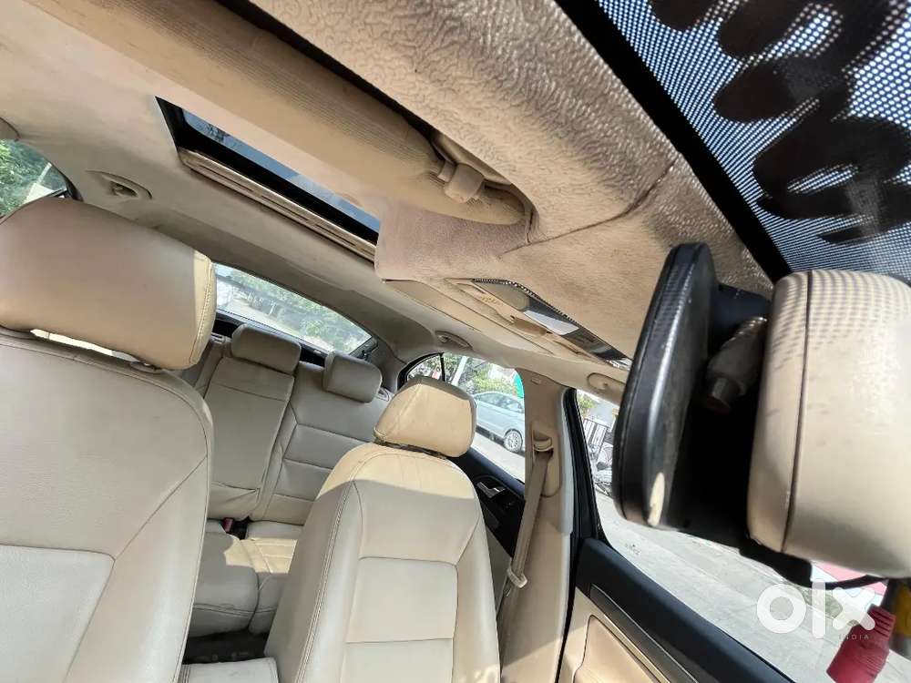 Skoda Laura Elegance 2011 Diesel Automatic