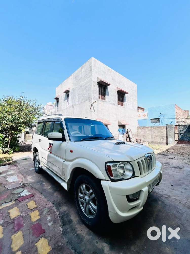 Mahindra Diesel Car 2013