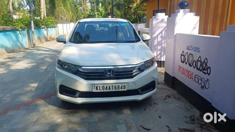 Honda Amaze 1.2 Petrol 2023 In Showroom Conditions